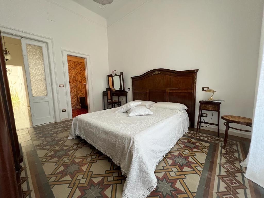 Lux Domus Apartment Bari Exterior photo